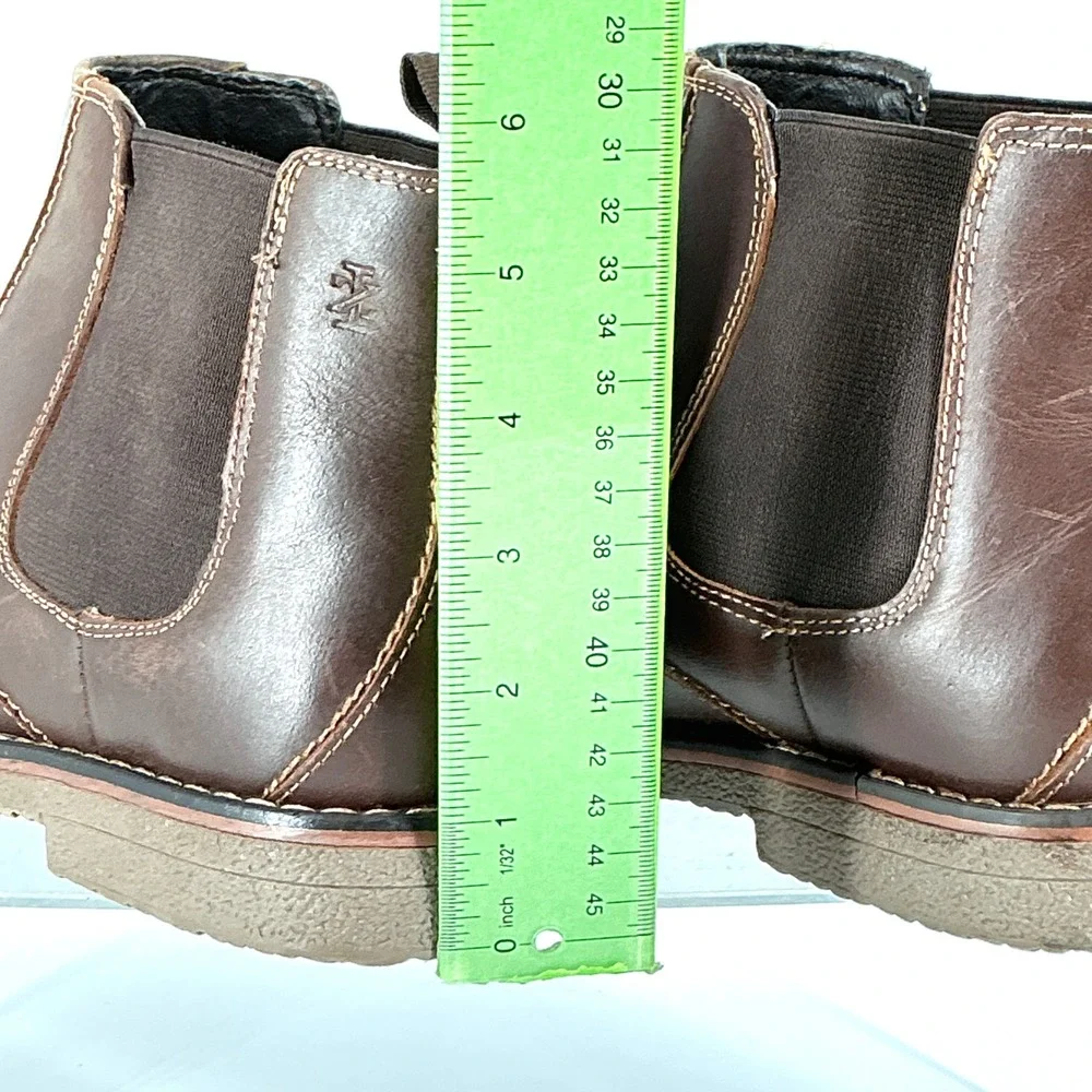 IZOD Mens Size 10.5 Brown Leather Chelsea Boots Pull On Ankle Booties